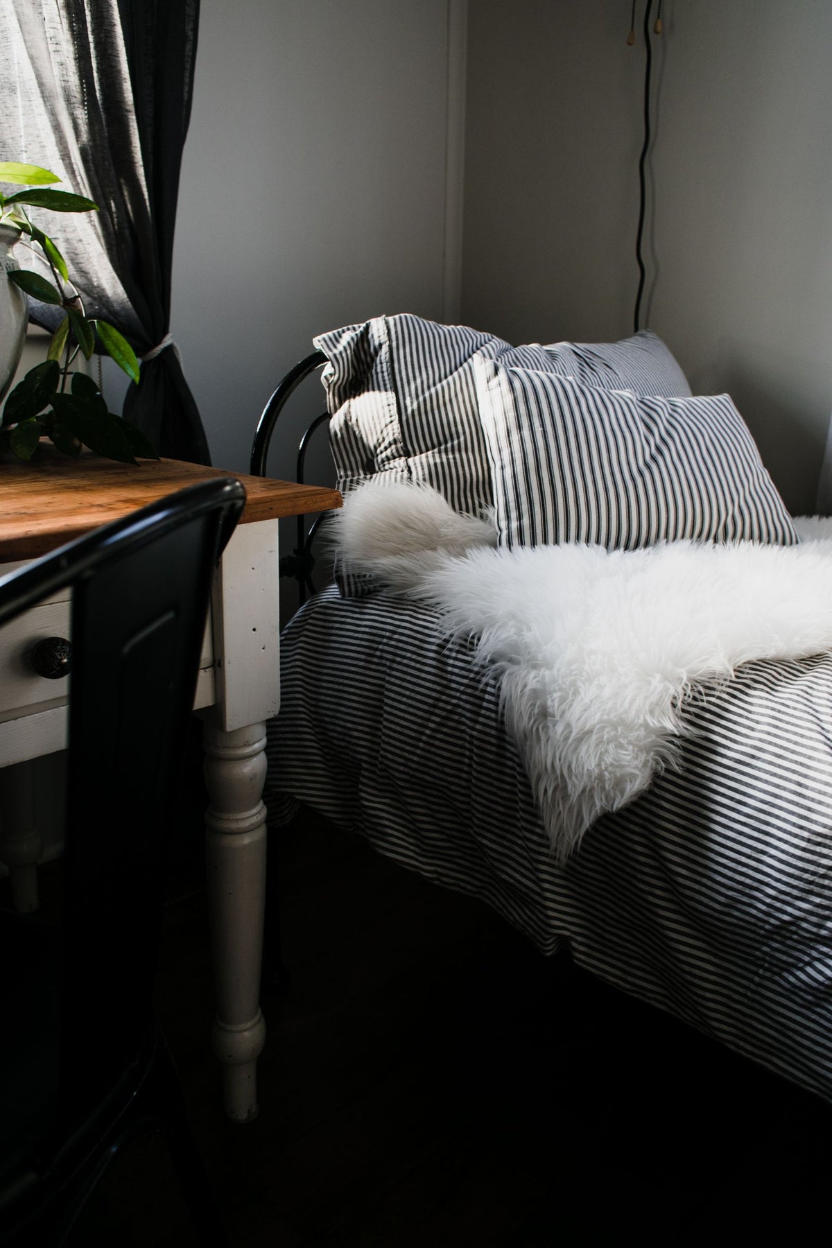 Placeholder image. Replace with a photo of the pillow in use.